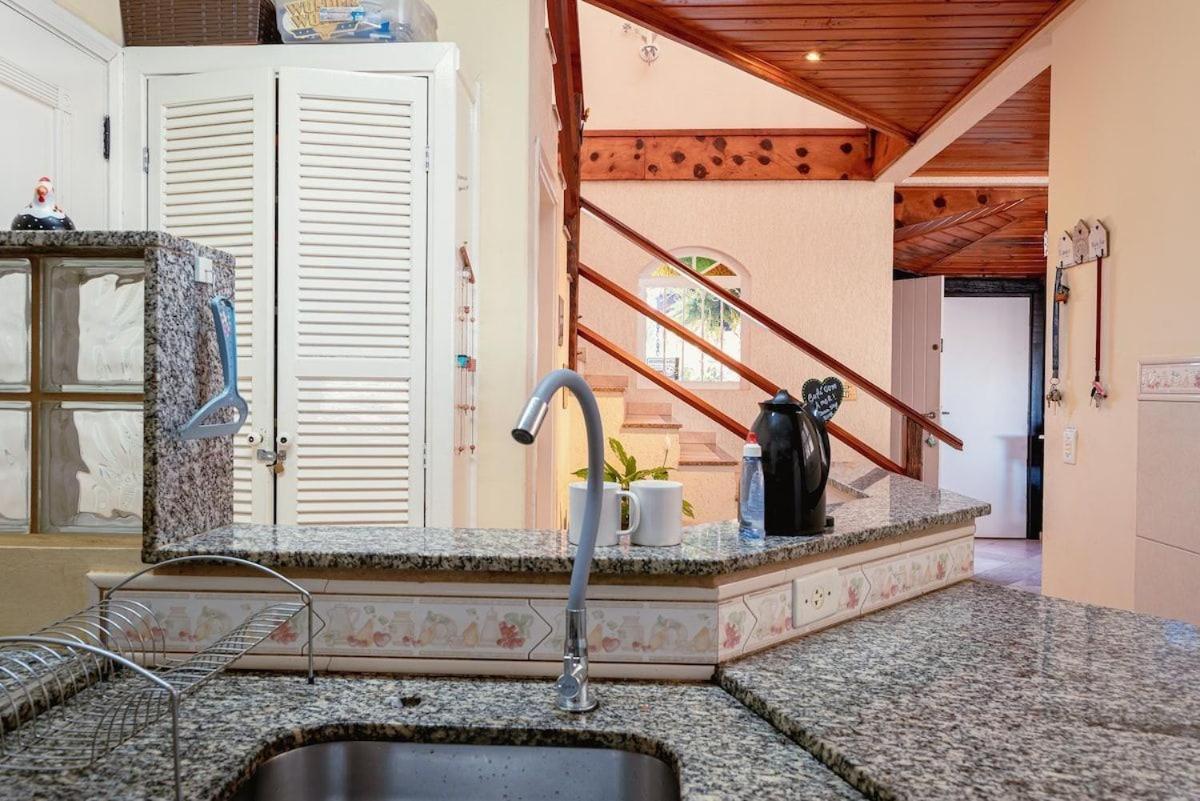 Casa Em Campos Do Jordao Villa Eksteriør bilde